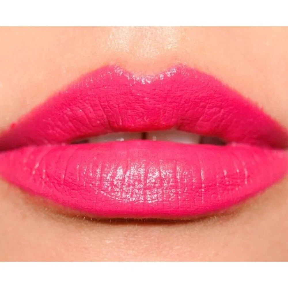 Retired MAC Amplified Creme Lipstick - Red Balloon - .1oz./3g NIB